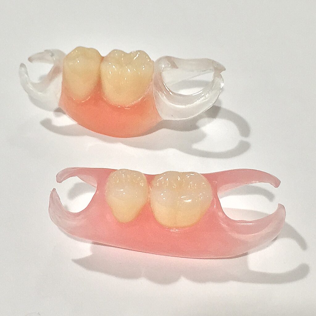 部分入れ歯(部分義歯)